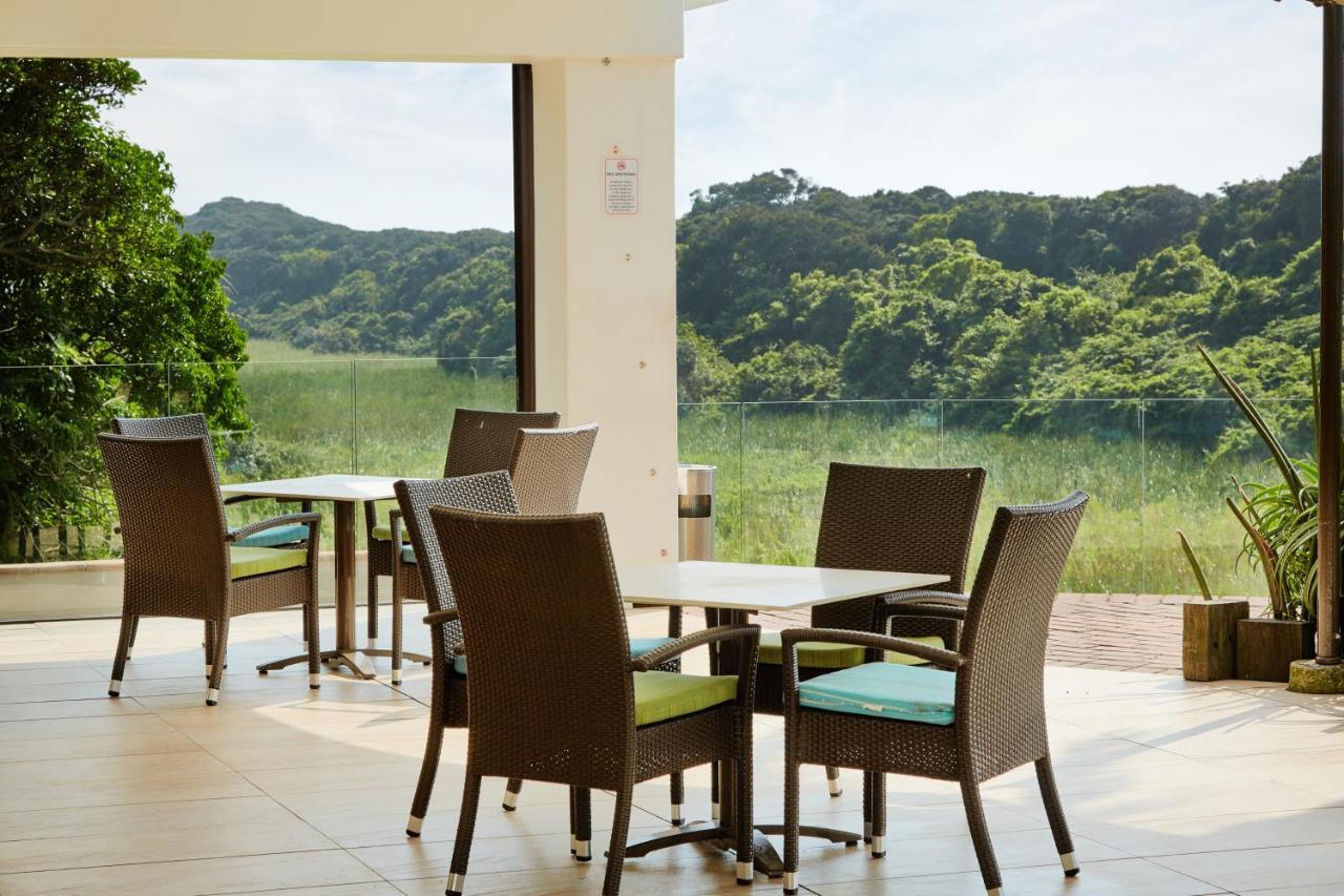 First Group Breakers Resort - Official Umhlanga Bagian luar foto